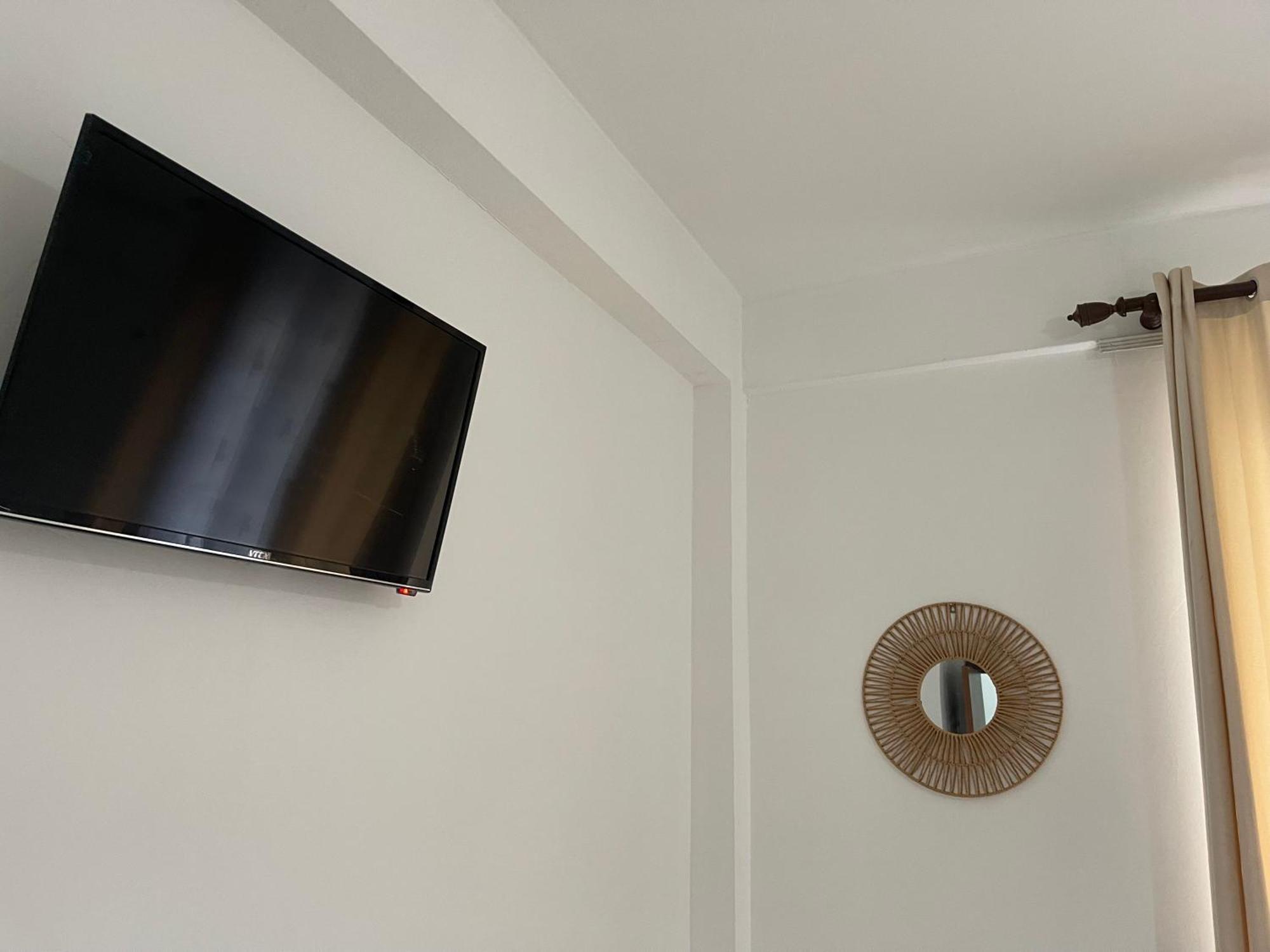 Marra'S Rooms Durrës Buitenkant foto