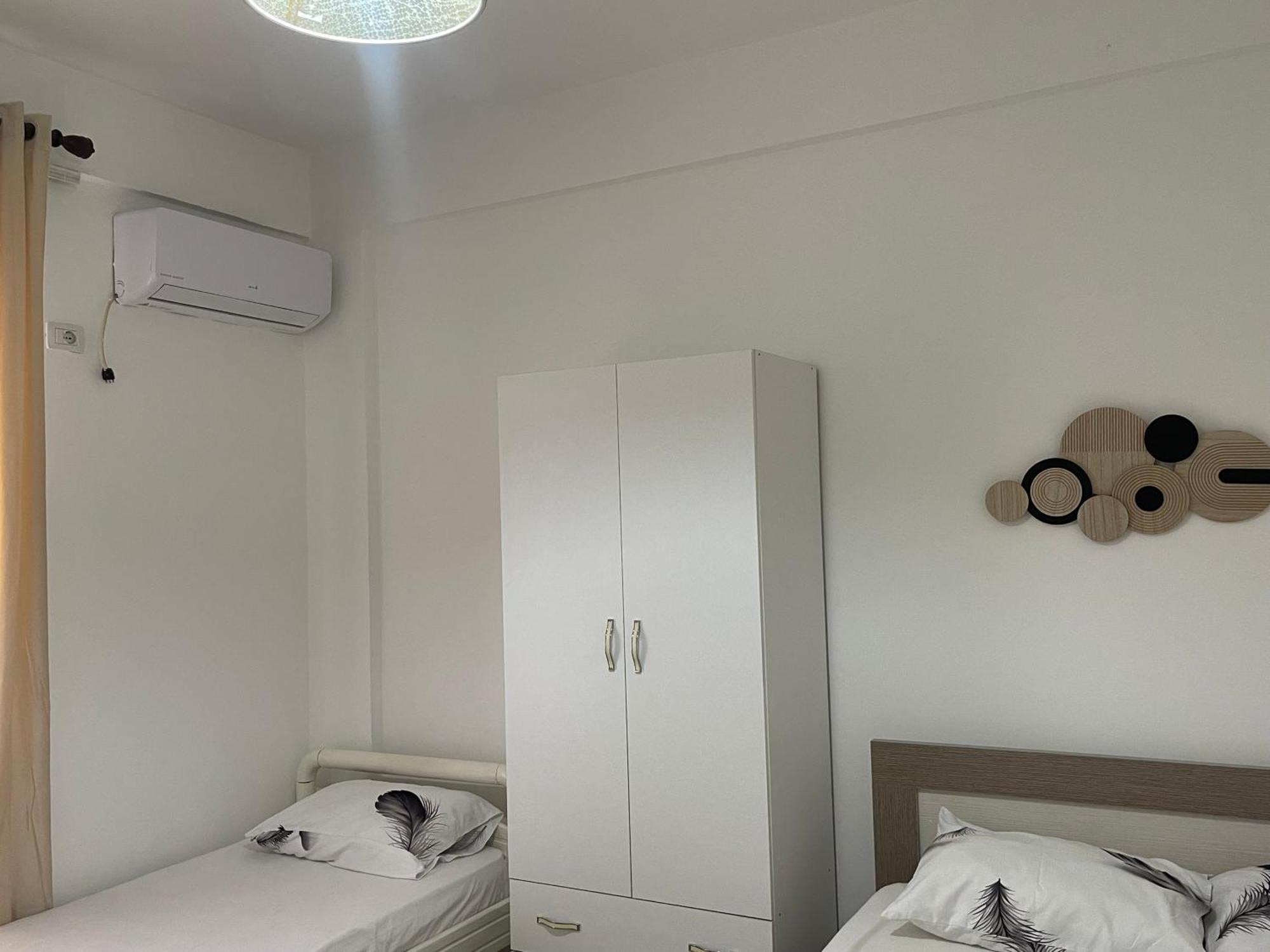 Marra'S Rooms Durrës Buitenkant foto